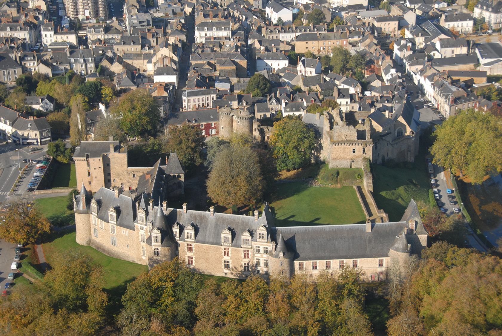 INSCRIPTIONS POUR LA SORTIE A CHATEAUBRIANT